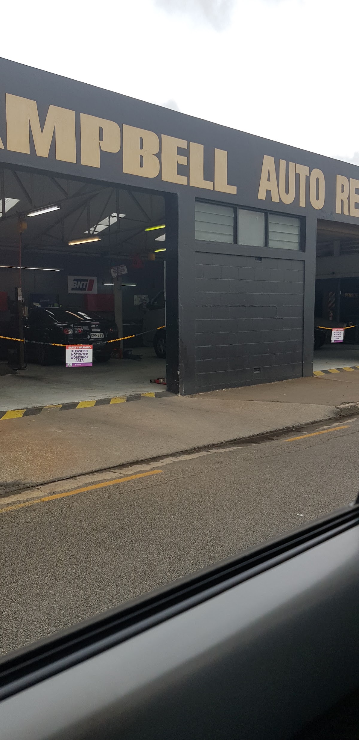The Campbells Auto Repairs building and service bays on Guyton Street